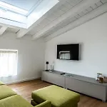 Attico 32 Charme&relax Апартаменти