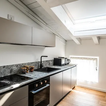 Attico 32 Charme&relax * ברגמו