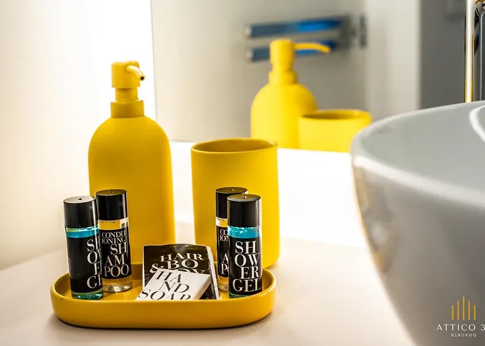 Attico 32 Charme&relax アパート ベルガモ