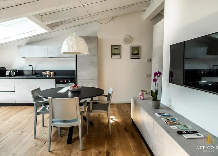 Attico 32 Charme&relax 公寓 贝尔加莫