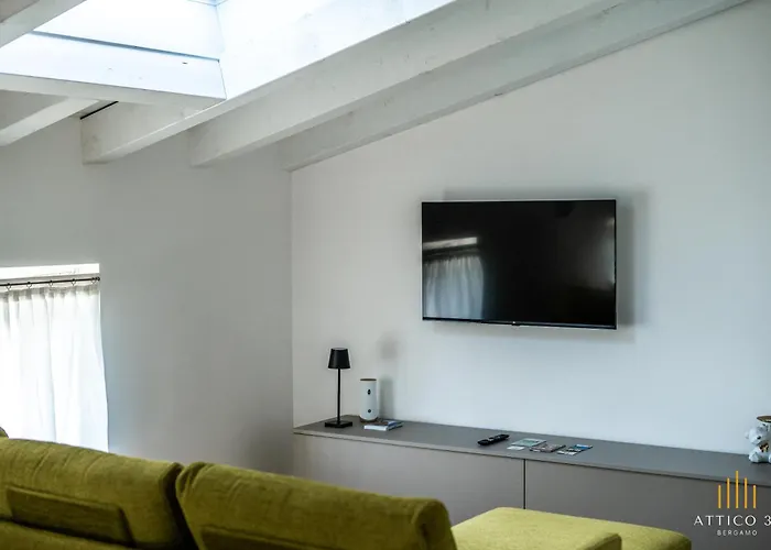 Attico 32 Charme&relax *