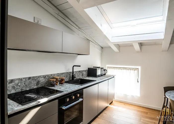 Attico 32 Charme&relax * 贝尔加莫